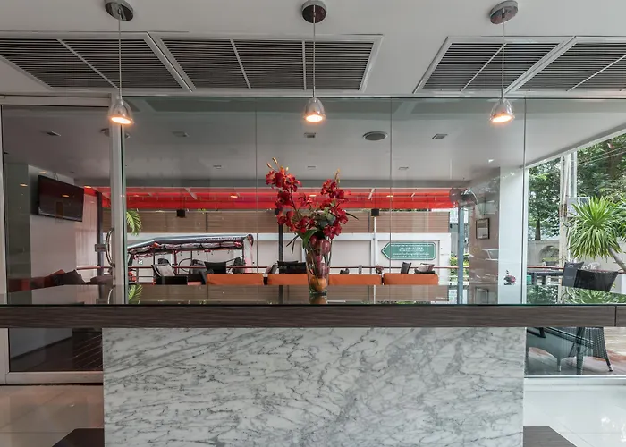 Solo, Sukhumvit 2, - Sha Extra Hotel