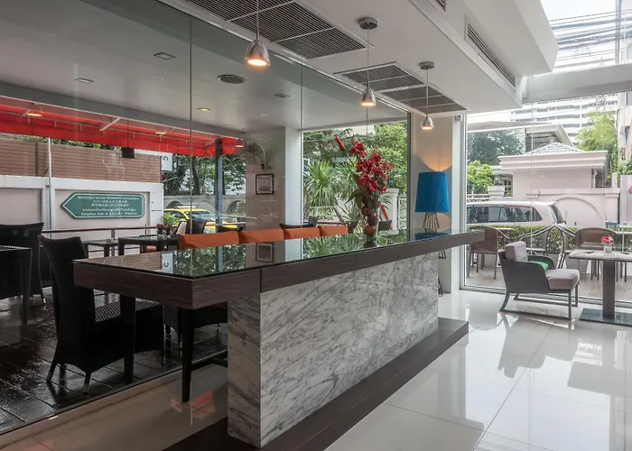 Solo, Sukhumvit 2, - Sha Extra Hotel