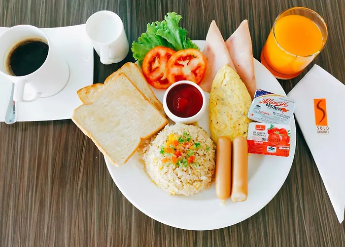 Solo, Sukhumvit 2, - Sha Extra 4*