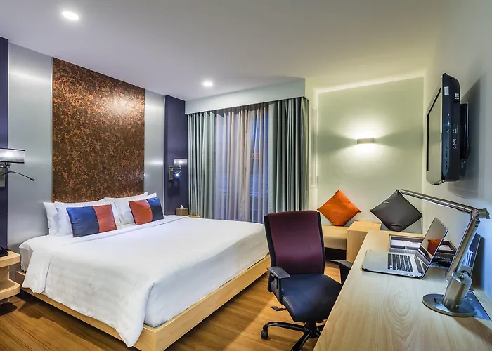 Solo, Sukhumvit 2, - Sha Extra Bangkok