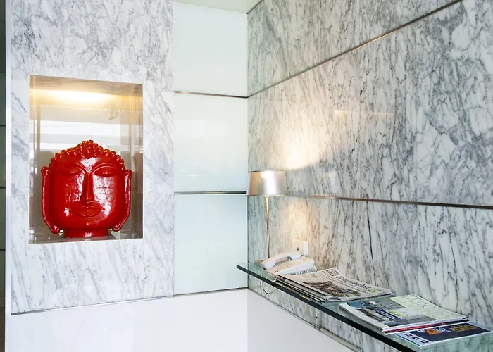 Solo, Sukhumvit 2, - Sha Extra