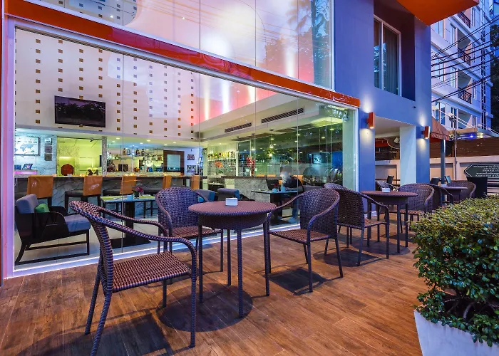 Hotel Solo, Sukhumvit 2, - Sha Extra 4*