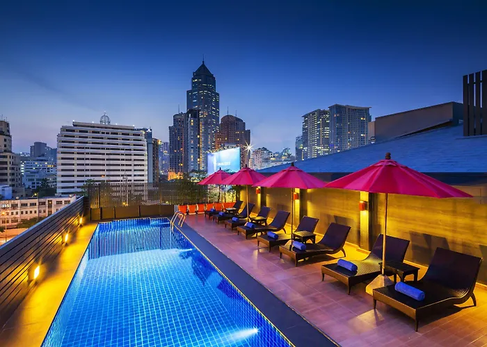 Solo, Sukhumvit 2, - Sha Extra 4*