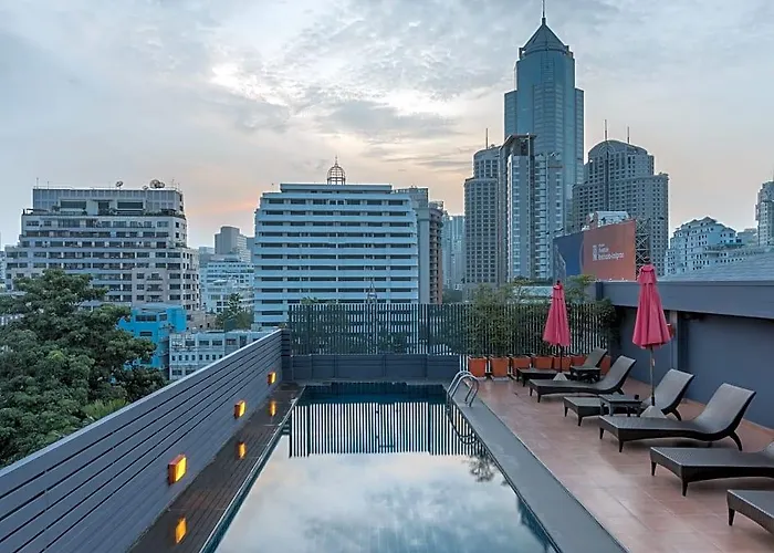 Hotel Solo, Sukhumvit 2, - Sha Extra