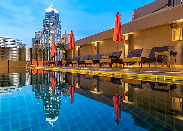 Solo, Sukhumvit 2, - Sha Extra 4*