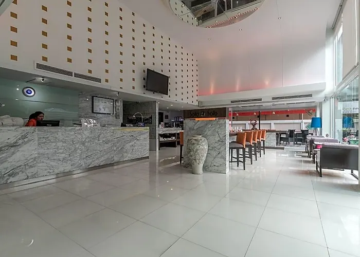 Solo, Sukhumvit 2, - Sha Extra Hotel 4*
