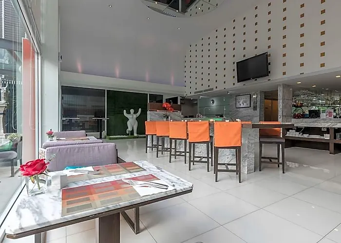 Solo, Sukhumvit 2, - Sha Extra Hotel Bangkok