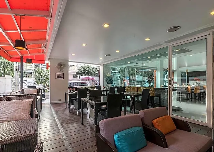 Solo, Sukhumvit 2, - Sha Extra Bangkok