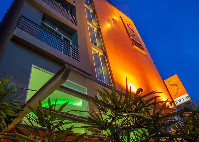 Hotel Solo, Sukhumvit 2, - Sha Extra