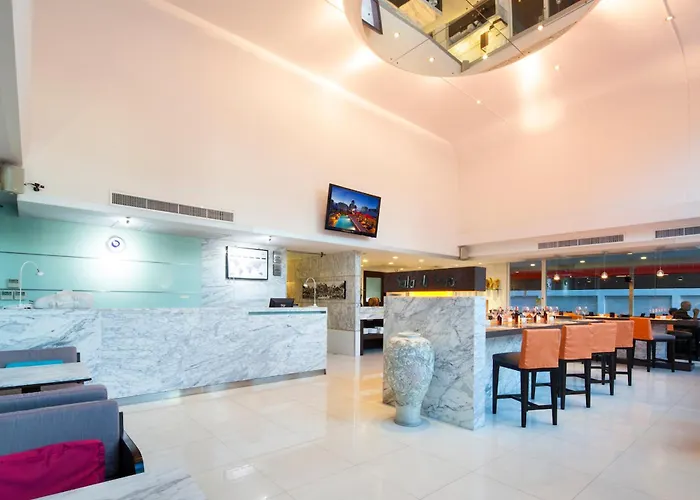 Solo, Sukhumvit 2, - Sha Extra
