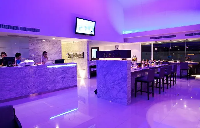 Solo, Sukhumvit 2, - Sha Extra Hotel Bangkok